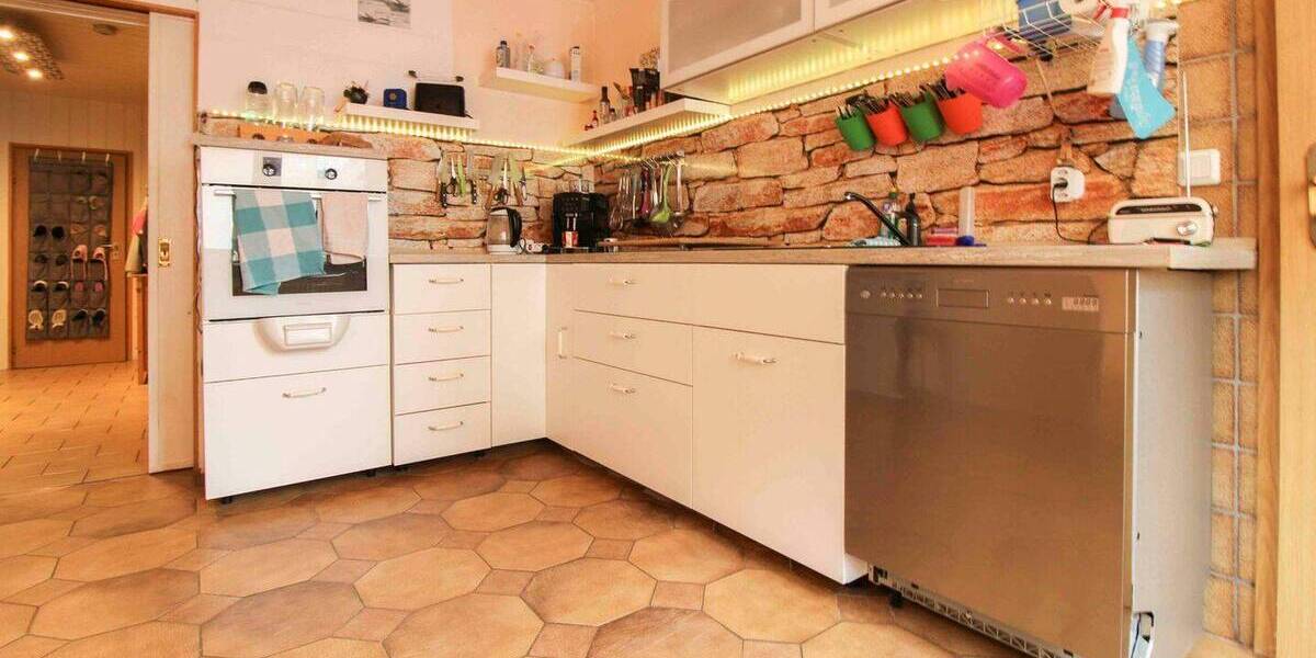 Einfamilienhaus Wilhermsdorf - 6 Zimmer, 220 m&sup2;, 235.000&euro; | Angebot:26528154
