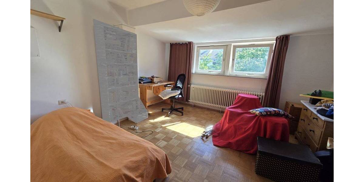 Etagenwohnung Nürnberg Thon - 4 Zimmer, 120 m&sup2;, 1.100&euro; | Angebot:26910573