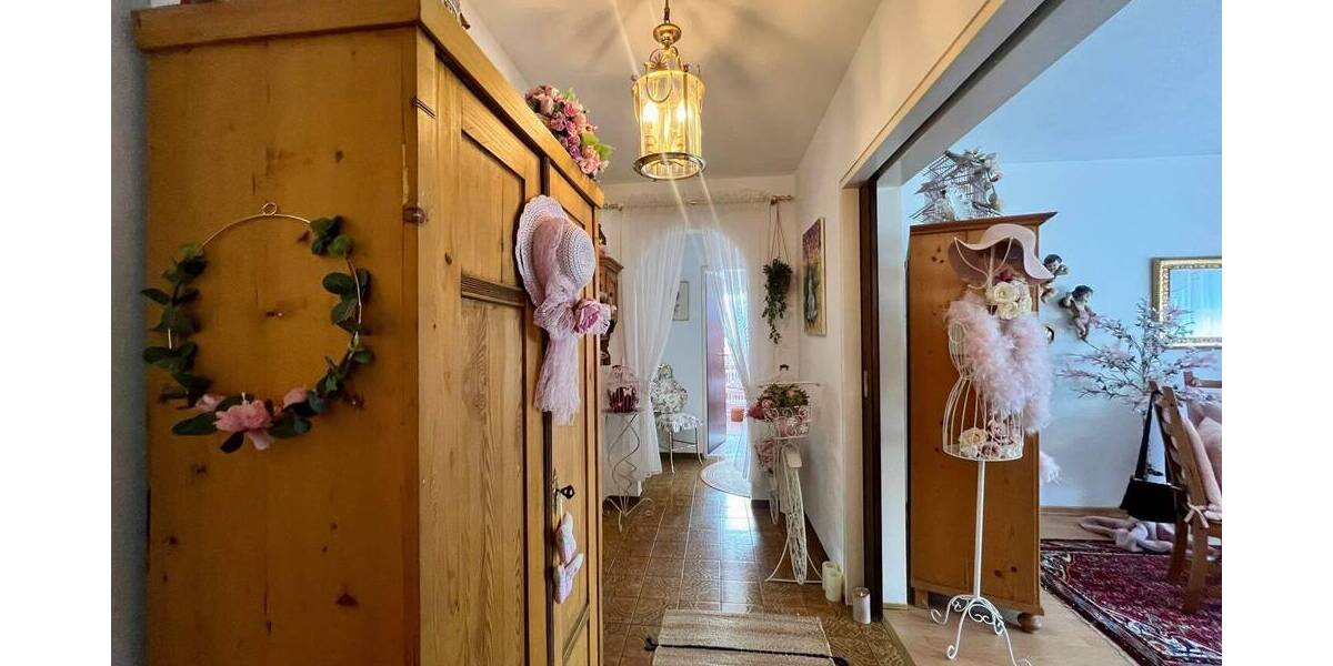 Mehrfamilienhaus, Wohnhaus Erlangen Alterlangen - 8 Zimmer, 228 m&sup2;, 720.000&euro; | Angebot:26859183