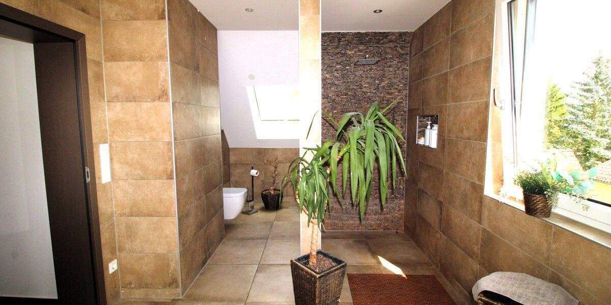 Mehrfamilienhaus, Wohnhaus Allersberg Eismannsdorf - 8 Zimmer, 216 m&sup2;, 799.000&euro; | Angebot:25677601