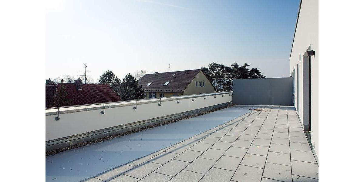 Etagenwohnung Fürth Stadeln - 3 Zimmer, 107 m&sup2;, 1.340&euro; | Angebot:25688776