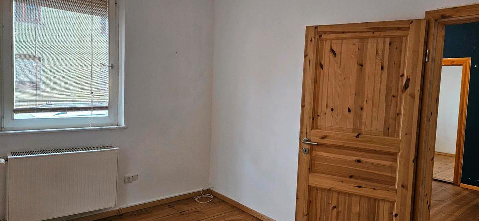 Erdgeschoßwohnung Lauf an der Pegnitz - 3 Zimmer, 60 m&sup2;, 900&euro; | Angebot:27616441