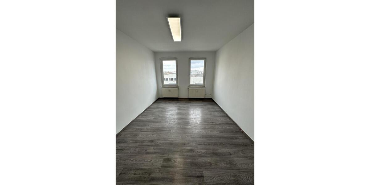 Wunderschön renovierte 2 ZW plus Wohnküche und Bad in Fürth - Höfener Str. 18 inkl. EBK 2 zimmer