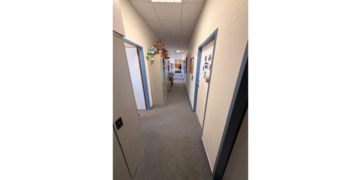 Große Gewerbefläche in Fürth zu vermieten - erweiterbar auf bis zu 360 Quadratmeter 5 zimmer