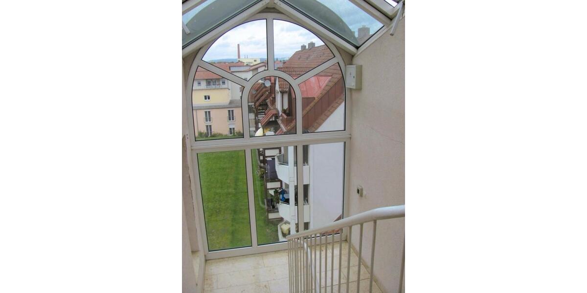 Dachgeschoßwohnung Forchheim - 2 Zimmer, 50 m&sup2;, 550&euro; | Angebot:27609801