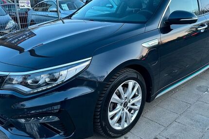 Kia Optima 70.000 km 17.999 € Nürnberg 90482