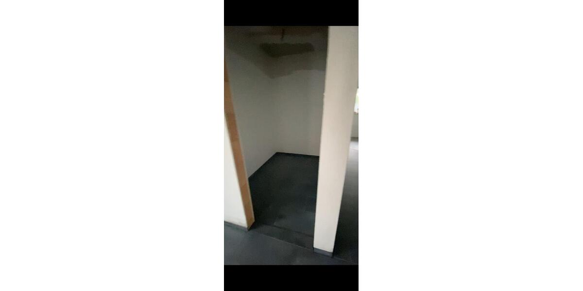 Etagenwohnung Nürnberg Altenfurt - 5.5 Zimmer, 131 m&sup2;, 2.100&euro; | Angebot:27616703