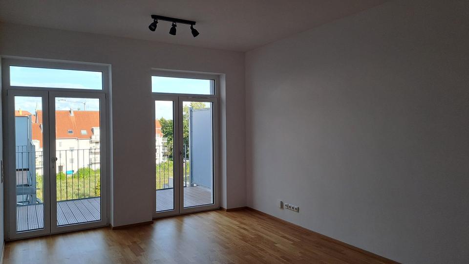 Etagenwohnung Herzogenaurach - 3 Zimmer, 97 m&sup2;, 1.300&euro; | Angebot:25396628