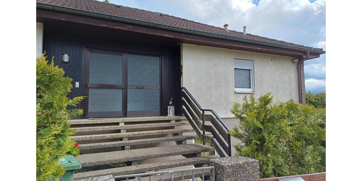 Doppelhaushälfte Schnaittach - 9 Zimmer, 270 m&sup2;, 597.000&euro; | Angebot:26602752