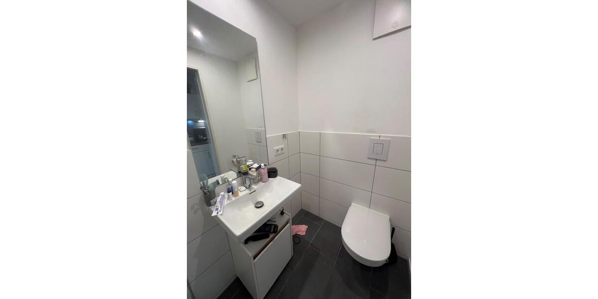 Etagenwohnung Nürnberg Gleißhammer - 20 Zimmer, 20 m&sup2;, 400&euro; | Angebot:27607711