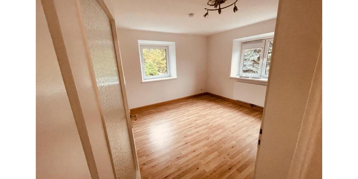 Etagenwohnung Nürnberg Schnepfenreuth - 3 Zimmer, 75 m&sup2;, 1.450&euro; | Angebot:26368921