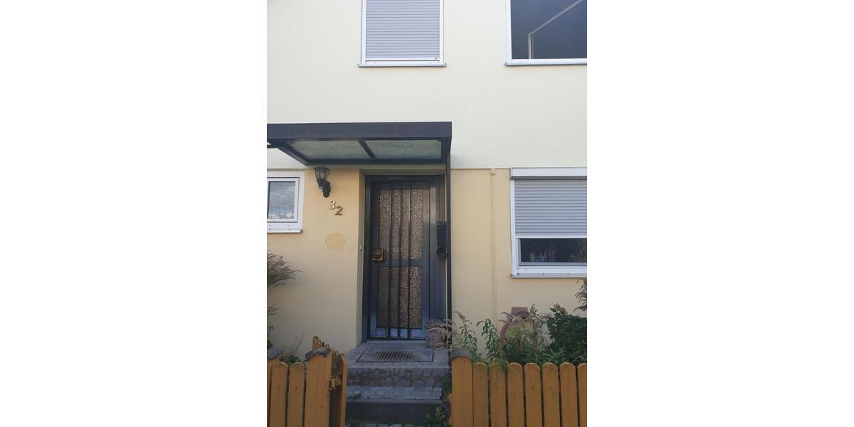 Etagenwohnung Nürnberg Erlenstegen - 6 Zimmer, 130 m&sup2;, 1.650&euro; | Angebot:25440122