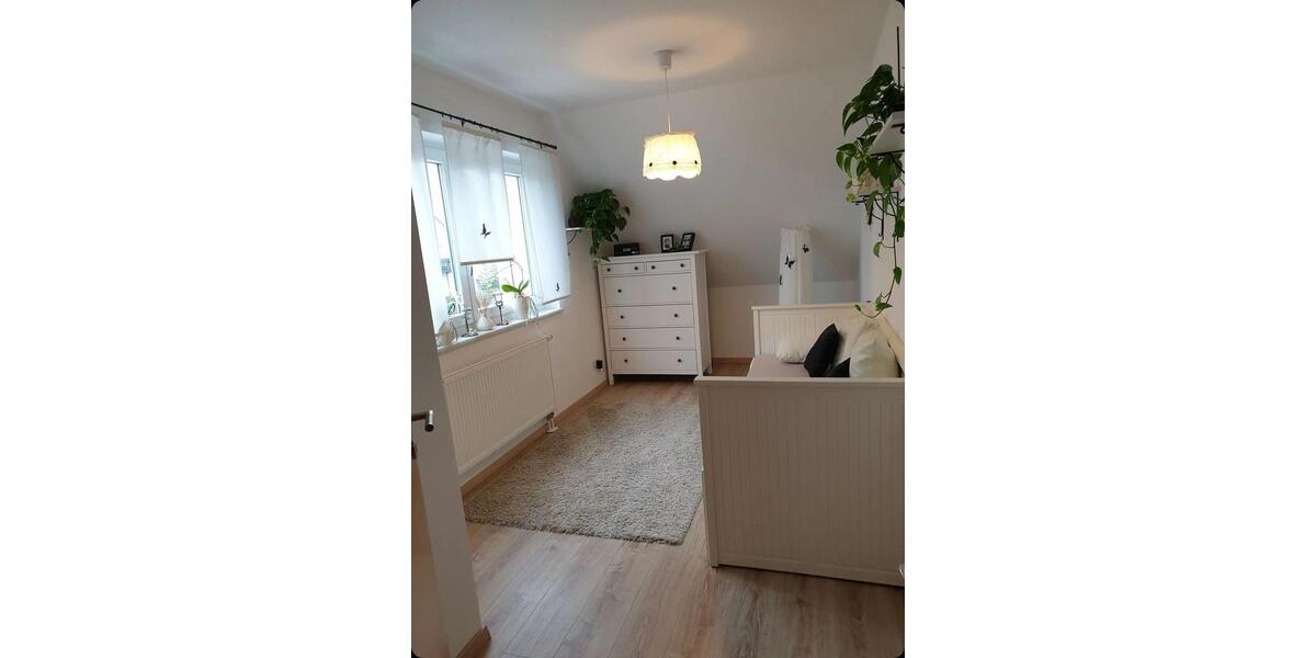 Doppelhaushälfte Burgthann - 5 Zimmer, 142 m&sup2;, 528.000&euro; | Angebot:26997357