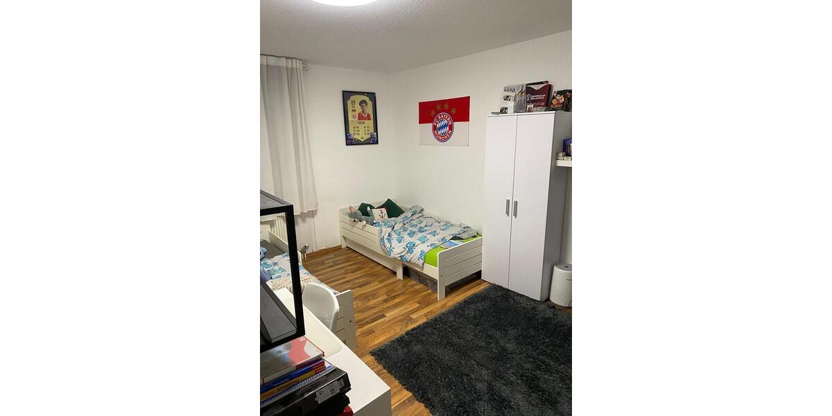 Etagenwohnung Fürth Bislohe - 3 Zimmer, 84 m&sup2;, 1.180&euro; | Angebot:26677272