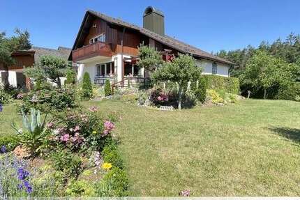 Haus Lauf - 4 Zimmer, 150 m&sup2;, 828.000&euro; | Angebot:27101821