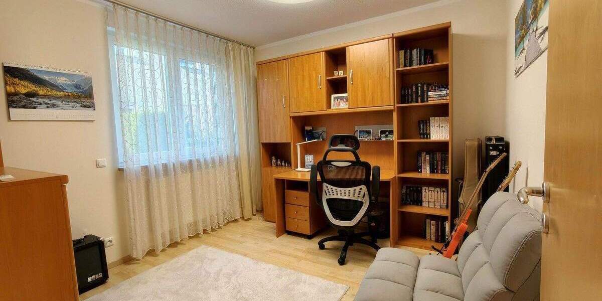 Terrassenwohnung Fürth Weststadt - 4 Zimmer, 95 m&sup2;, 595.000&euro; | Angebot:25760493