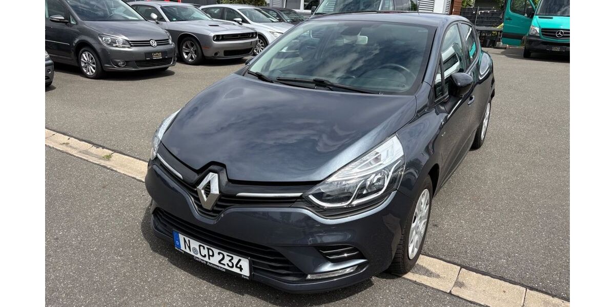 Renault Clio 81.904 km 7.699 &euro; Fürth 90763