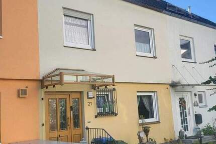 Haus Fürth Oberfürberg - 5 Zimmer, 130 m&sup2;, 430.000&euro; | Angebot:25355735