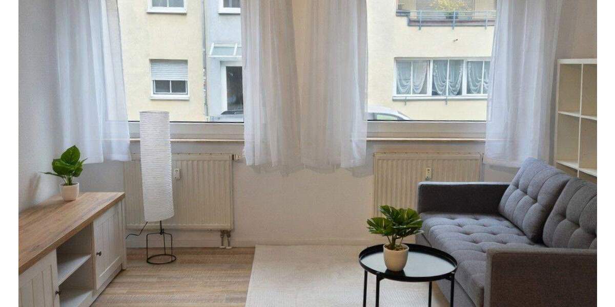 Neuwertig möblierte und gut geschnittene 1-Zi Wohnung (34m2) - Nähe U-Bahn Stadtgrenze 1 zimmer