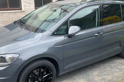 VW Touran 56.000 km 29.299 &euro; Forchheim 91301