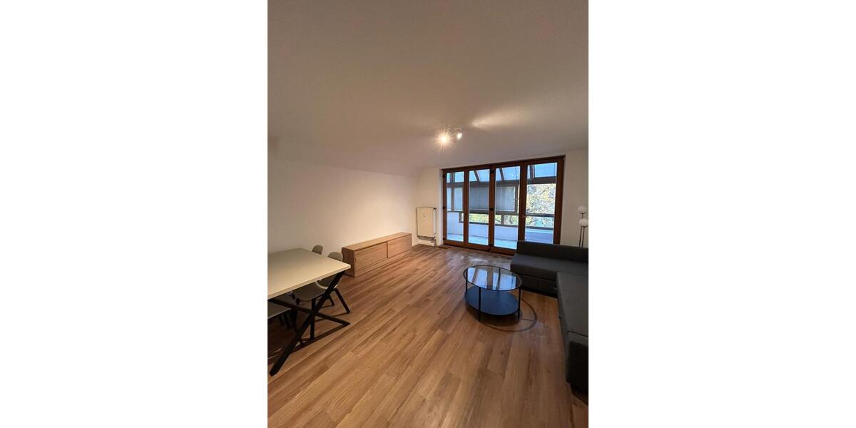 ZENTRUM Erstbezug nach Kernsanierung und Möblierung 2 zimmer