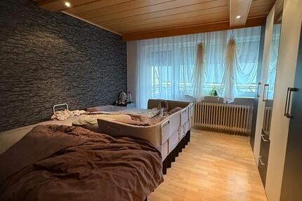 Haus Fürth Atzenhof - 6 Zimmer, 150 m&sup2;, 1.700&euro; | Angebot:24466025