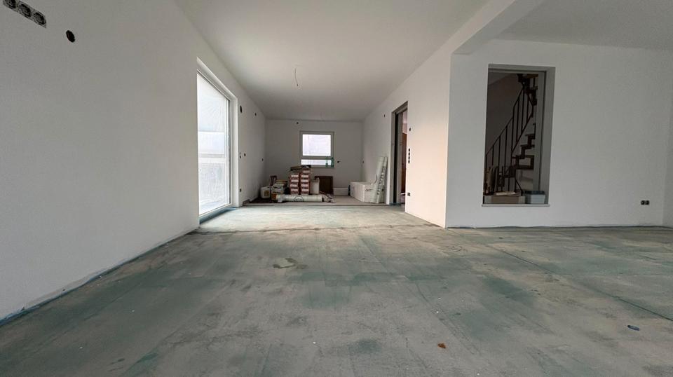 Doppelhaushälfte Oberasbach - 6 Zimmer, 160 m&sup2;, 3.040&euro; | Angebot:26383340