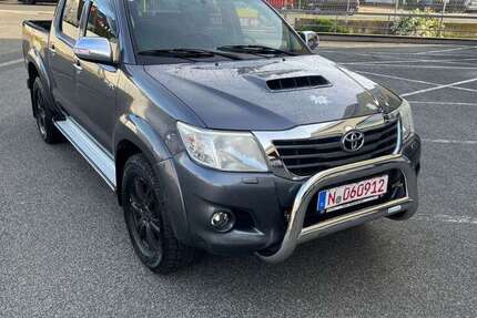 Toyota Hilux 216.000 km 14.999 &euro; Nürnberg 90431