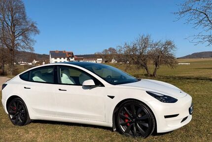 Tesla Model 3 85.000 km 26.200 &euro; Nürnberg (Mittelfr) - Oststadt 90480