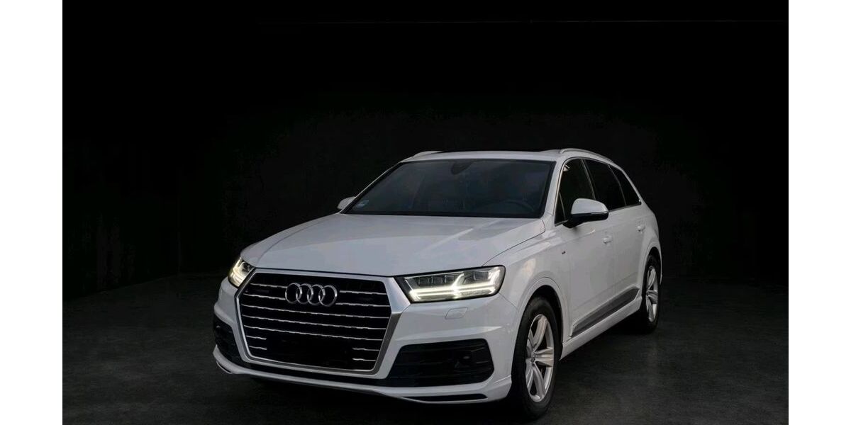 Audi Q7 158.000 km 28.390 &euro; Zirndorf 90513