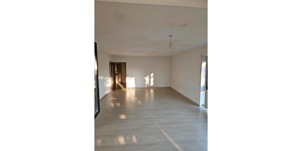 2-Zimmer Wohnung 82qm Fürth-Poppenreuth 2 zimmer