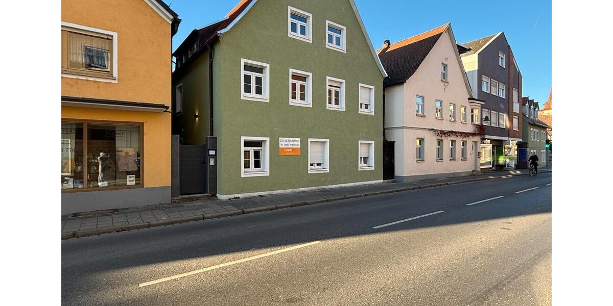 Etagenwohnung Roth - 4 Zimmer, 104 m&sup2;, 1.245&euro; | Angebot:26337892