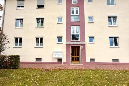 3-Zimmer Wohnung mit Stellplatz, Einbauküche, Keller und Dachbod. zimmer