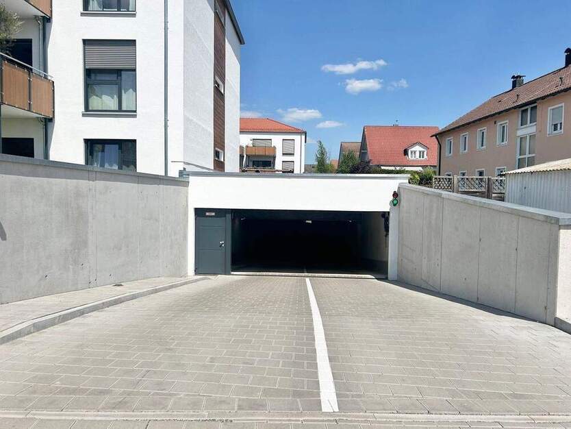 ***LIEBLINGSPLATZ*** SONNIGE 2 Zimmer Wohnung MIT EINBAUKÜCHE TERRASSE UND GARTENANTEIL