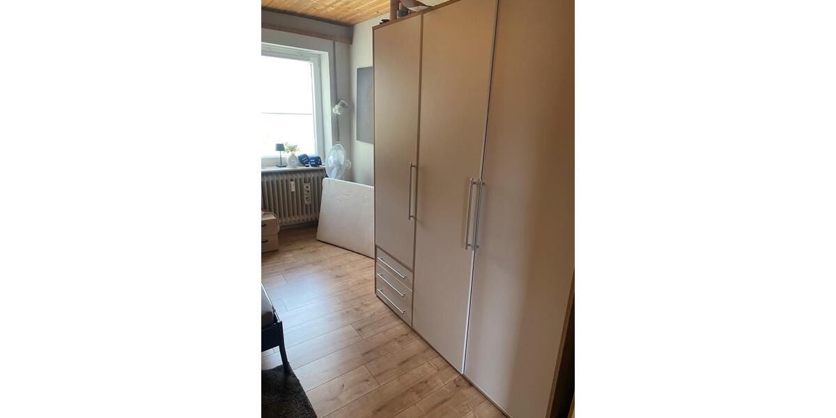 Dachgeschoßwohnung Nürnberg Katzwang - 2.5 Zimmer, 70 m&sup2;, 800&euro; | Angebot:26413748