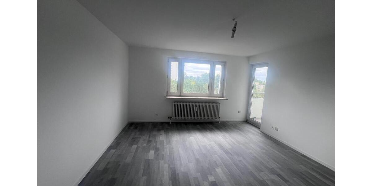 Zu verkaufen: 3-Zimmer-Wohnung - frisch renoviert mit Balkon 3 zimmer