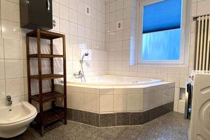 Großzügige, gepflegte 4-Zimmer-Wohnung in Mögeldorf 4 zimmer