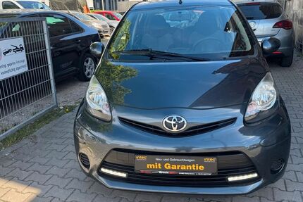 Toyota Aygo (X) 42.635 km 4.899 &euro; Nürnberg 90431