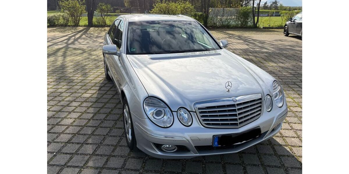 Mercedes-Benz E 350 89.000 km 14.900 &euro; Langensendelbach 91094