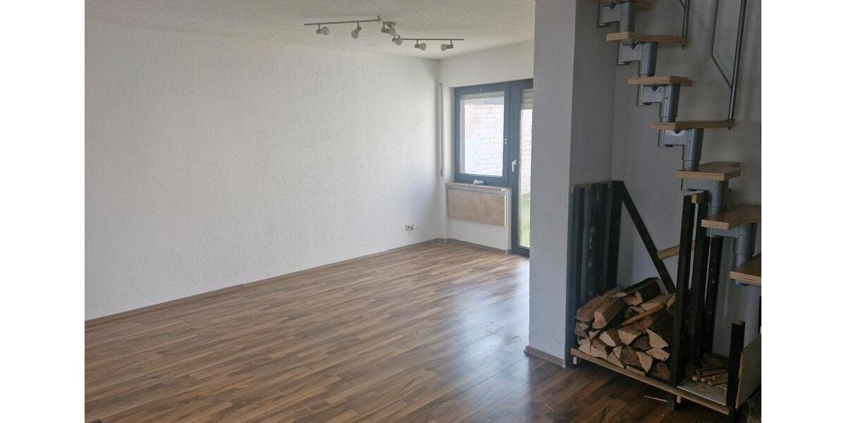 Einfamilienhaus Röthenbach an der Pegnitz - 2 Zimmer, 60 m&sup2;, 900&euro; | Angebot:25523072
