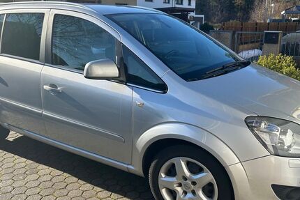 Opel Zafira 190.000 km 4.199 &euro; Schwanstetten 90596