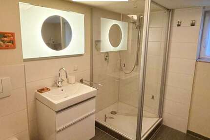 Haus zum Kaufen in Nürnberg 869.000 € 180 m² 5 zimmer