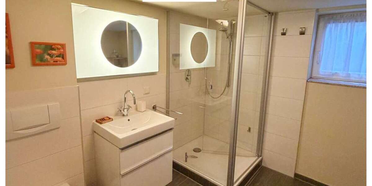 Haus zum Kaufen in Nürnberg 869.000 € 180 m² 5 zimmer