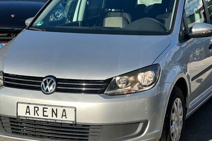 VW Touran 220.990 km 5.999 € Nürnberg 90431