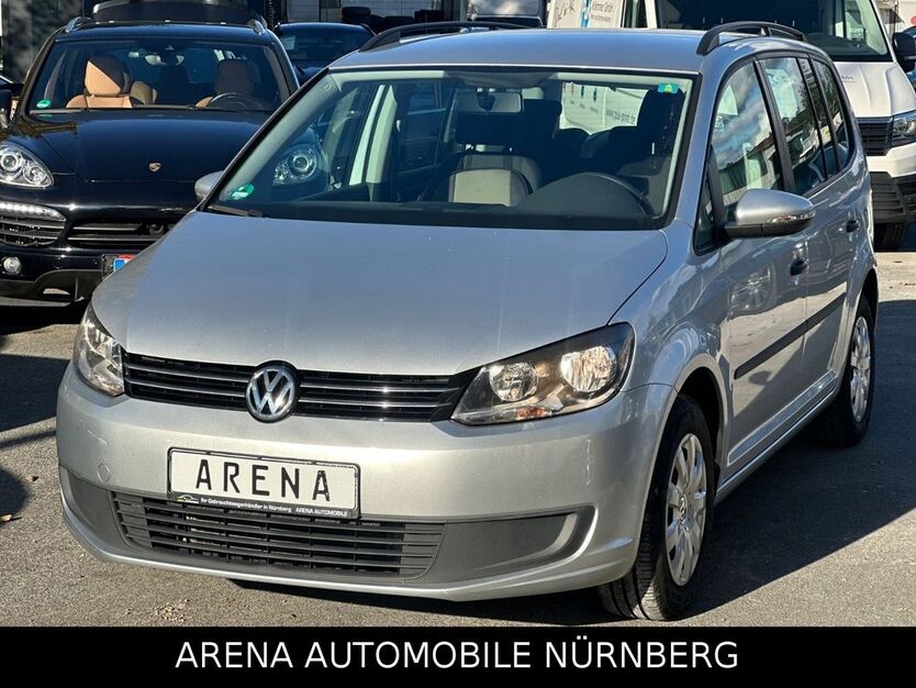 VW Touran 220.990 km 5.999 € Nürnberg 90431
