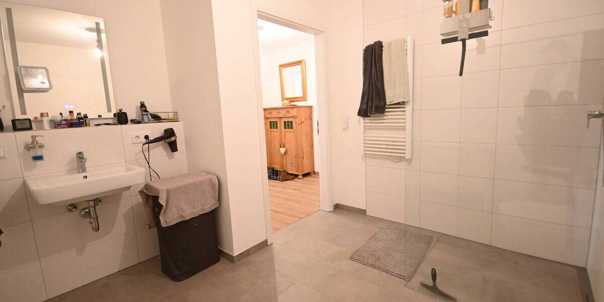 Etagenwohnung Altdorf - 2 Zimmer, 73 m&sup2;, 900&euro; | Angebot:26486060