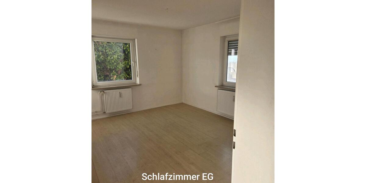 Hausverkauf von Privat mit großem Grundstück 6 zimmer