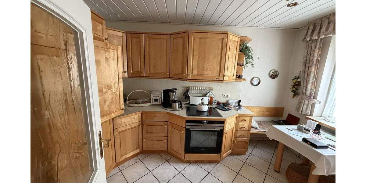 N-Zabo Viatistrasse vom Eigentümer RMH in Top-Lage 4 zimmer