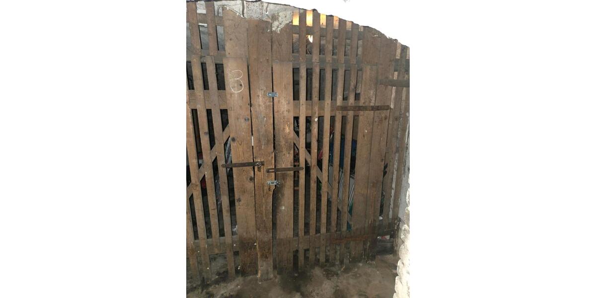 Etagenwohnung Nürnberg Sankt Leonhard - 3 Zimmer, 60 m&sup2;, 240.000&euro; | Angebot:25409090