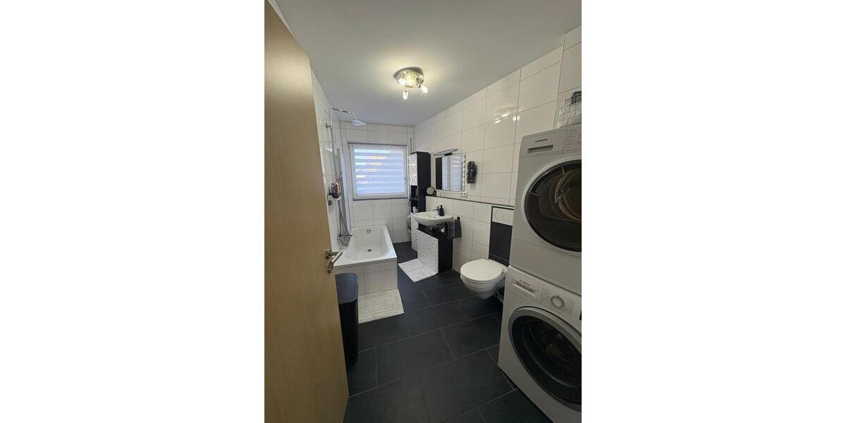 Etagenwohnung Heßdorf - 3 Zimmer, 84 m&sup2;, 920&euro; | Angebot:27609523
